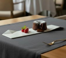 Petit Four plate