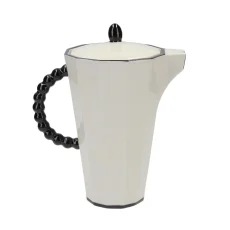 Konvice velká černá linka 700 ml