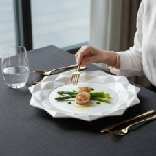 Porcelánový talíř Diamond plochý